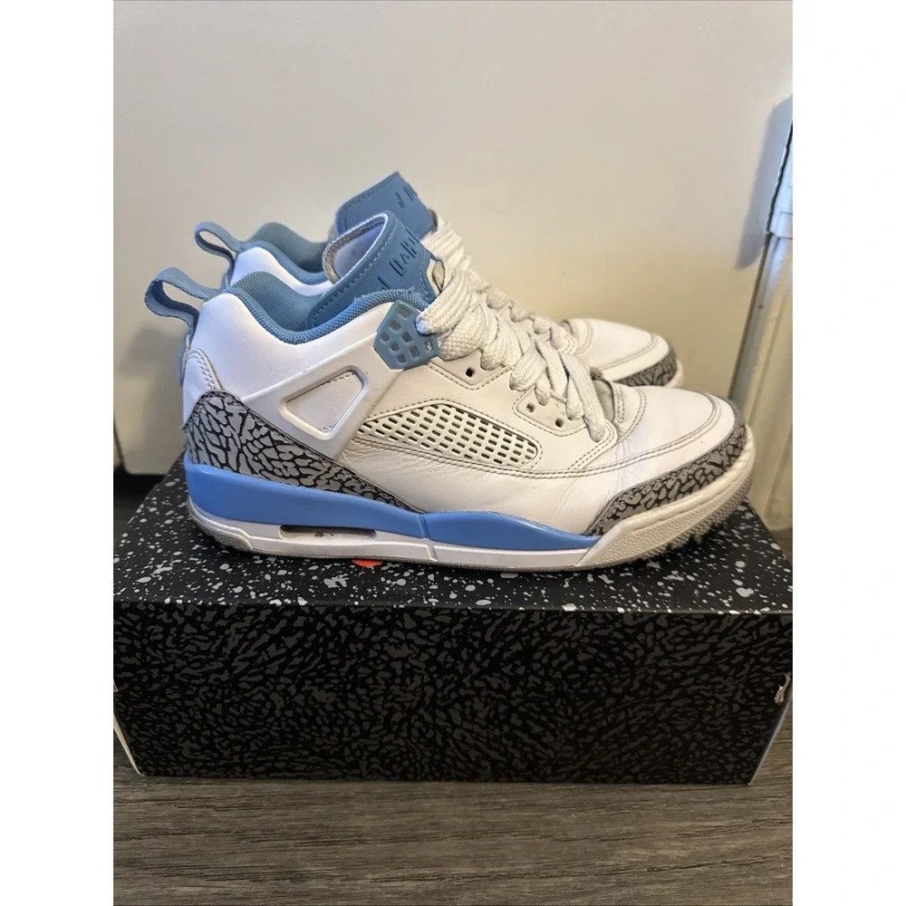 Air Jordan Spizike Low UNC Sneakers Men's Size 8 White And Blue Shoes